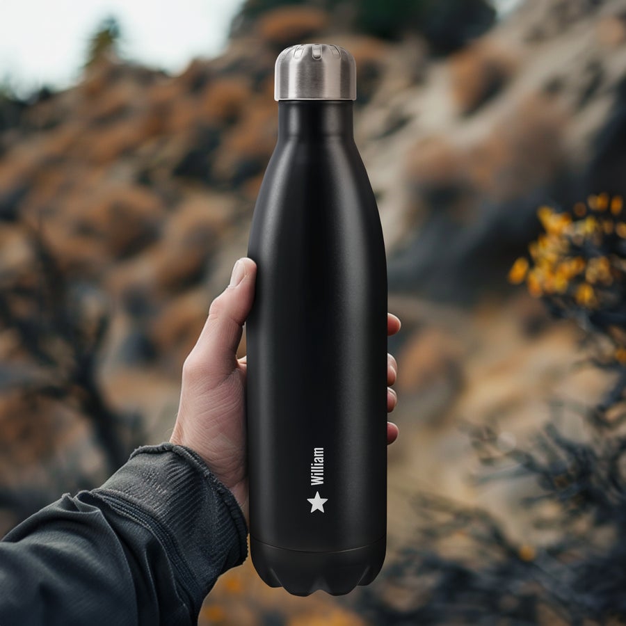 Personalized laser engraved black thermos flask gift by Giftaty, close-up detail