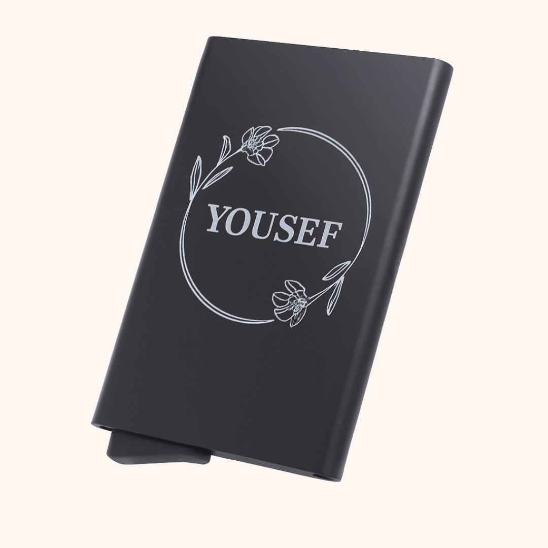 Giftaty Personalized Metal Card Holder