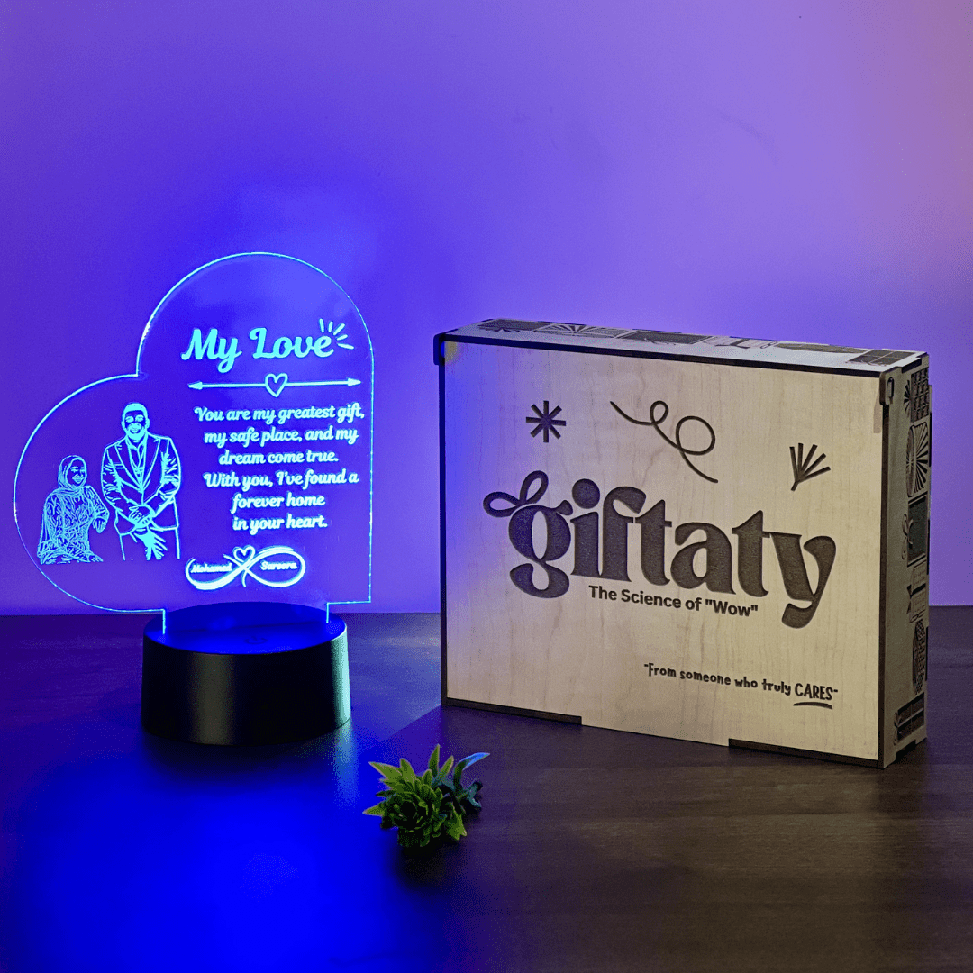 Giftaty Personalized English Acrylic 3D LED Lamp Gift with Wooden Box – Custom Names & Messages - Giftaty
