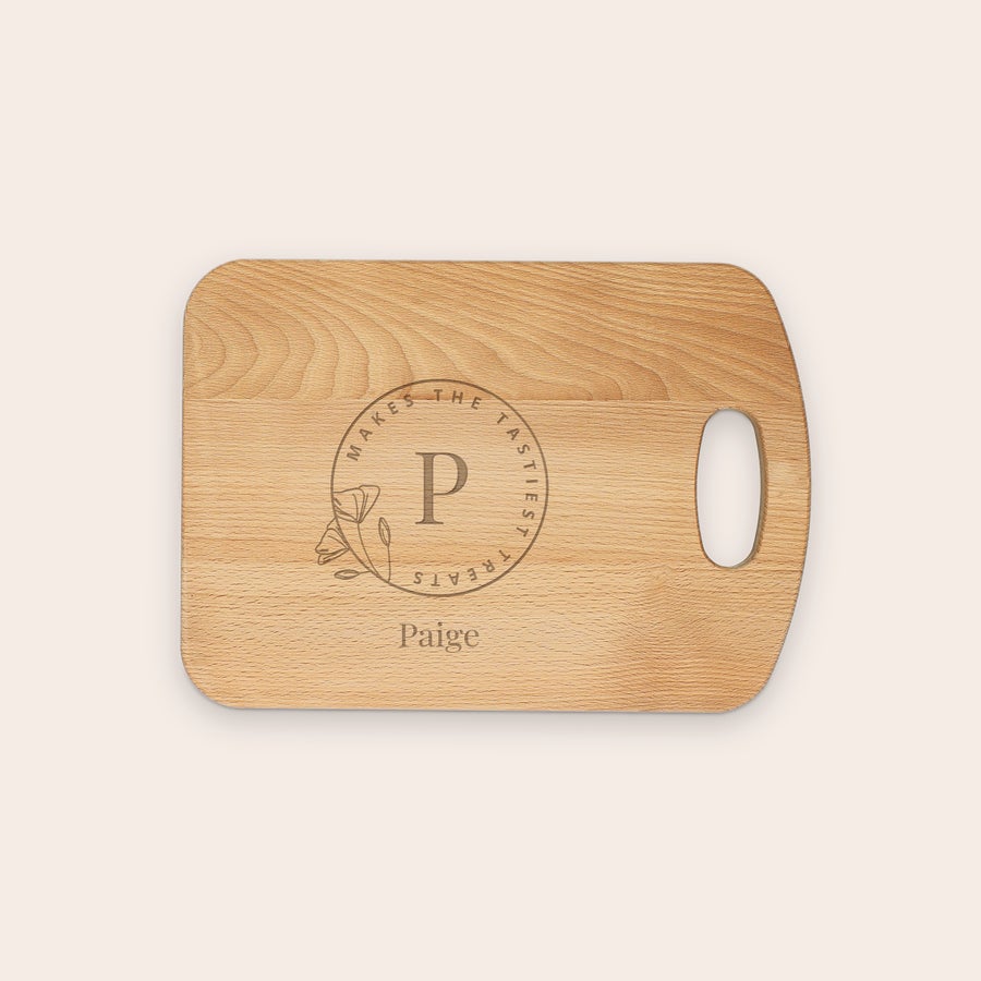 Oiled beech wood chopping board with customized engraved text by Giftaty