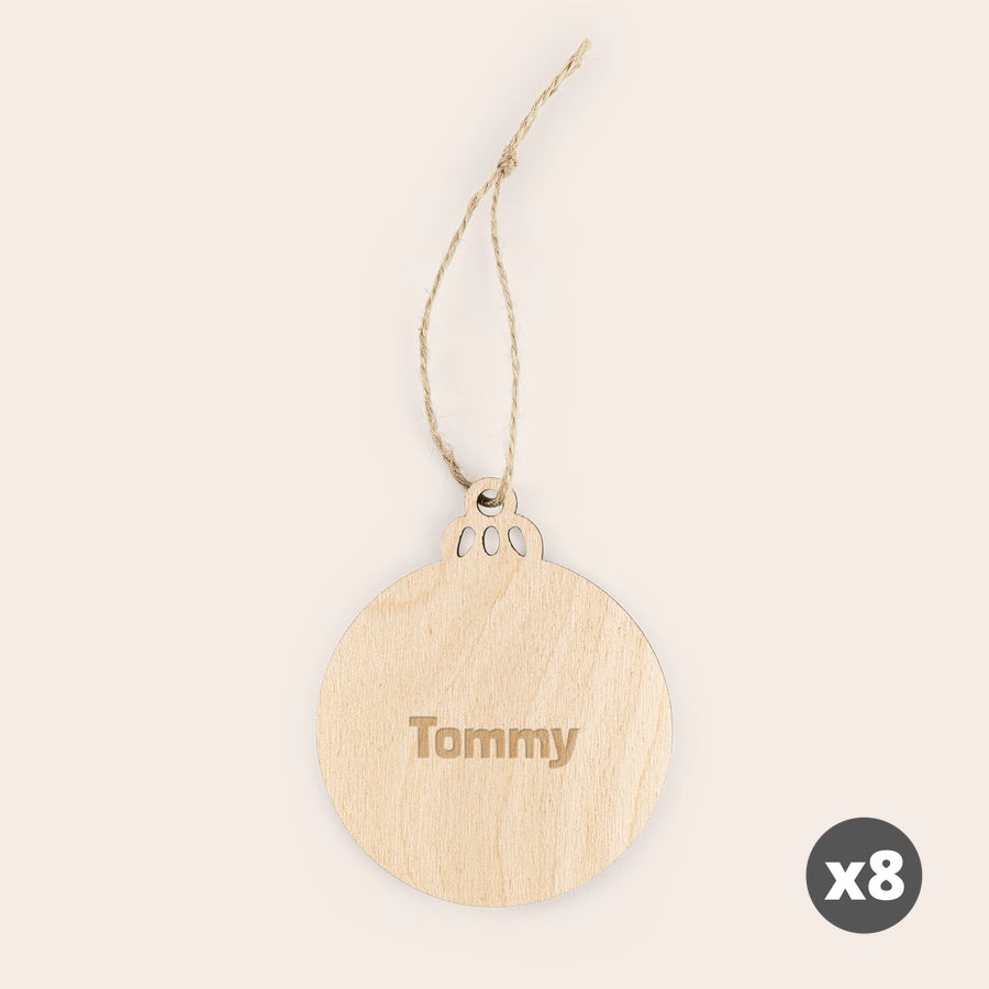 Engraved wooden Christmas decorations gift set by Giftaty, example design