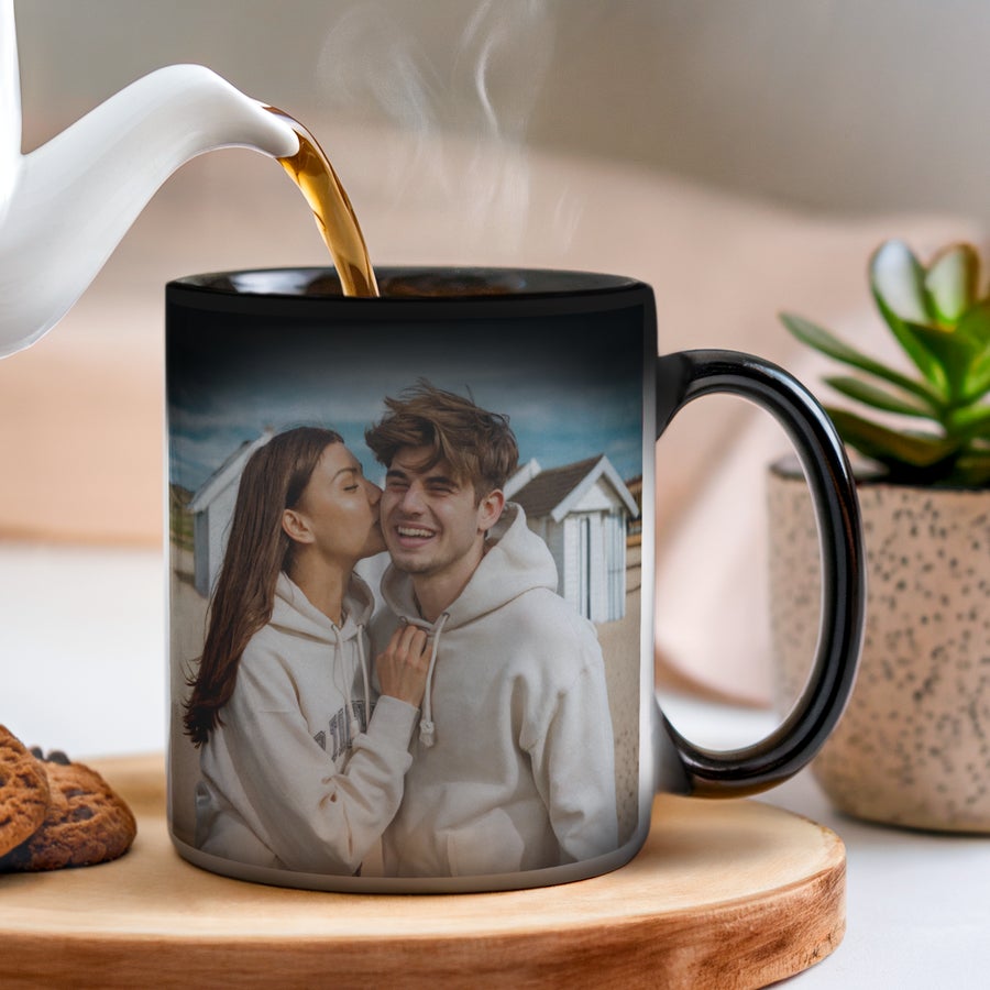 Personalized magic heat-reveal mug gift by Giftaty, alternate view