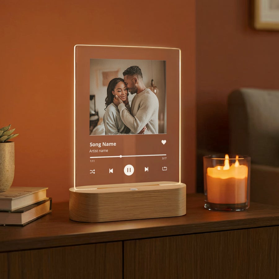 Personalized picture light with song design, example photo
